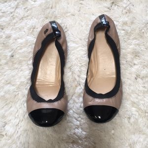 Cole Haan nude/Black flats size 9